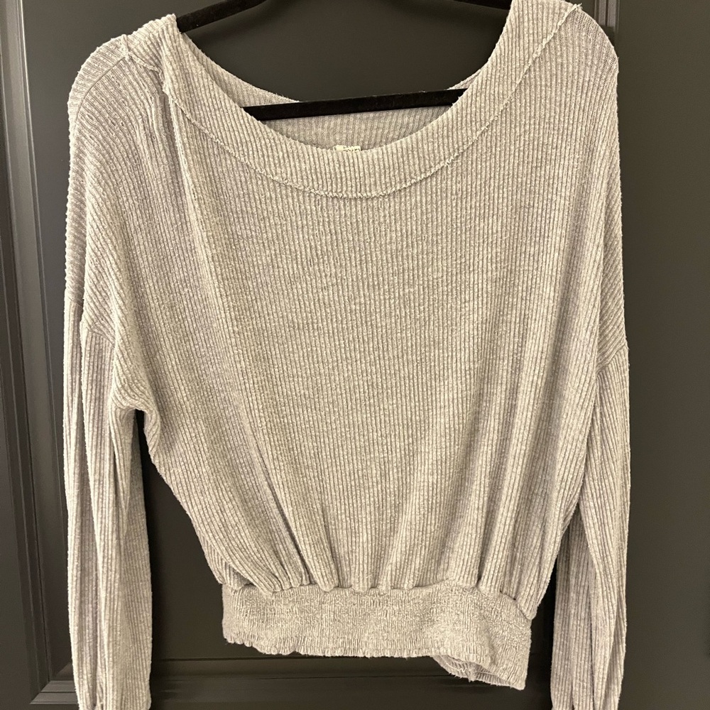 Off the shoulder long sleeve